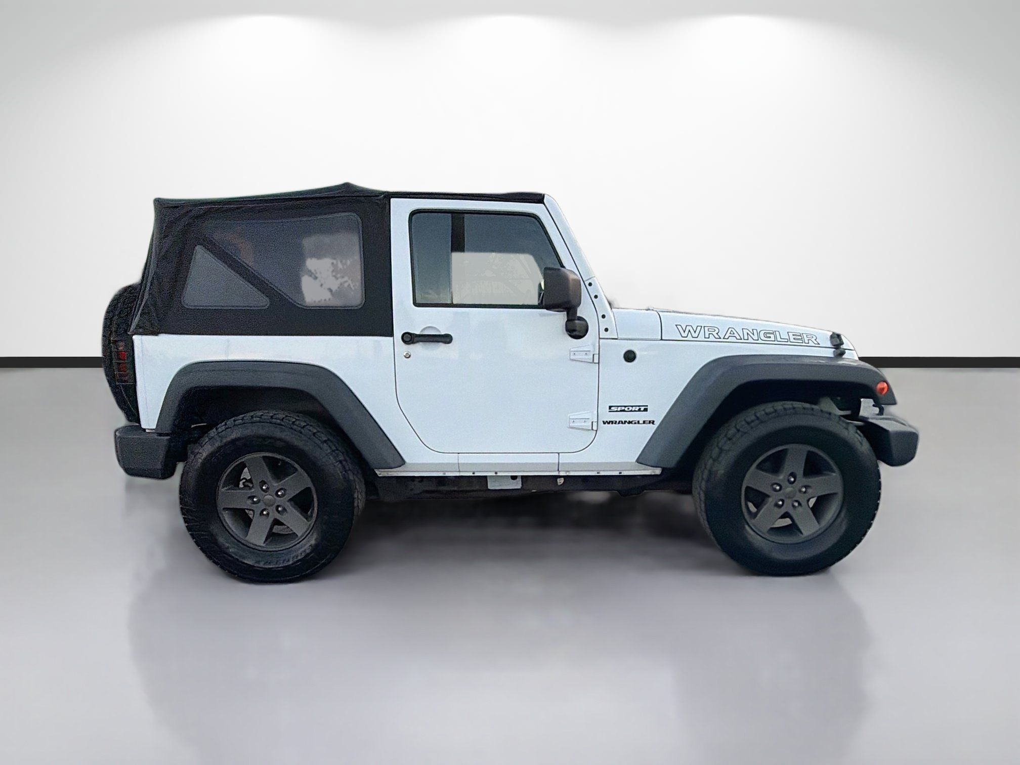 Used 2014 Jeep Wrangler Sport w/ Quick Order Package 23S AWD/4WD image 2