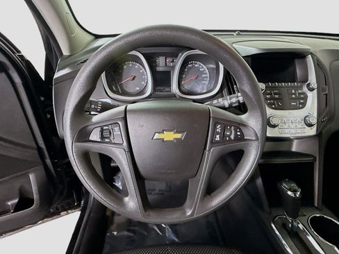 Used 2017 Chevrolet Equinox LS image 13