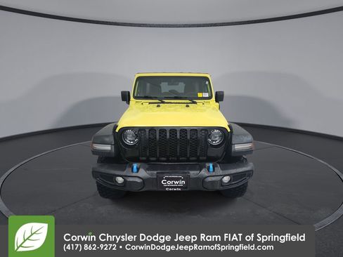 Used 2023 Jeep Wrangler Unlimited w/ 8.4" Radio Group AWD/4WD image 3
