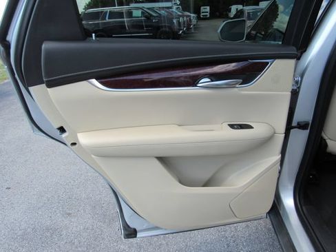Certified 2019 Cadillac XT5 Luxury FWD image 27