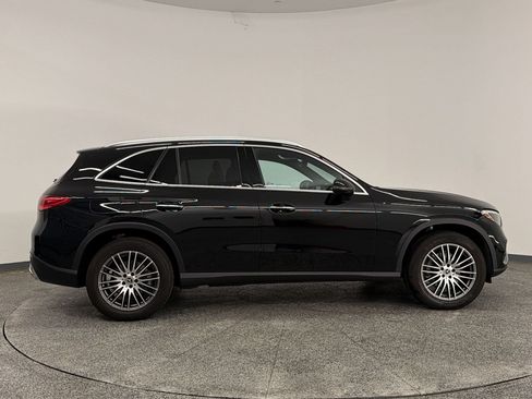 Certified 2026 Mercedes-Benz GLC 300 image 7