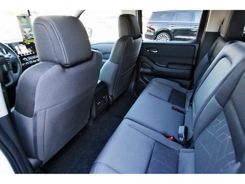 New 2026 Nissan Frontier SV w/ SV Convenience Package image 11