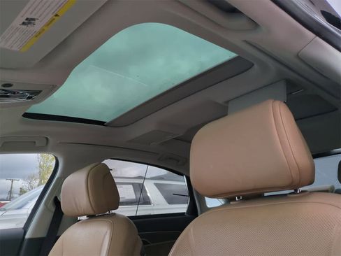 Used 2019 Audi A8 L 3.0T image 19