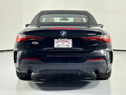 Used 2022 BMW 430i Convertible w/ M Sport Package image 11