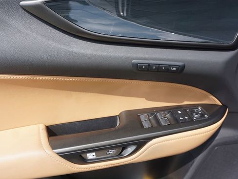 Used 2022 Lexus NX 350 AWD image 4