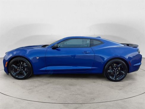 Used 2021 Chevrolet Camaro SS image 2