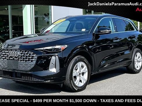 Used 2025 Audi Q5 Premium w/ Convenience Package AWD/4WD image 1