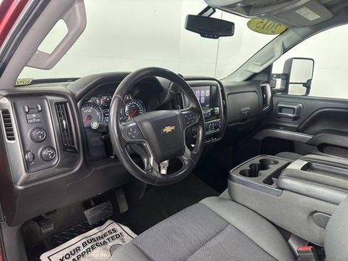 Used 2015 Chevrolet Silverado 2500 LT w/ LT Convenience Package image 20