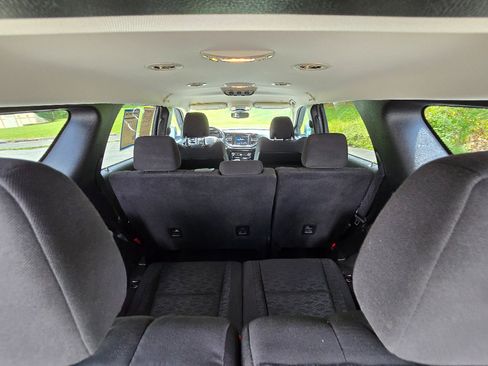 Used 2021 Dodge Durango SXT w/ 3rd Row Seating Group AWD/4WD image 18
