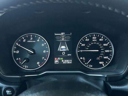 Used 2023 Subaru Outback Limited image 11