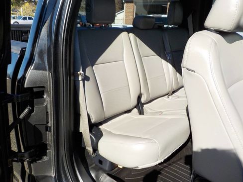 Used 2015 Ford F150 XL w/ Equipment Group 101A Mid image 30