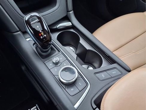 Certified 2021 Cadillac XT6 Premium Luxury w/ Platinum Package image 10