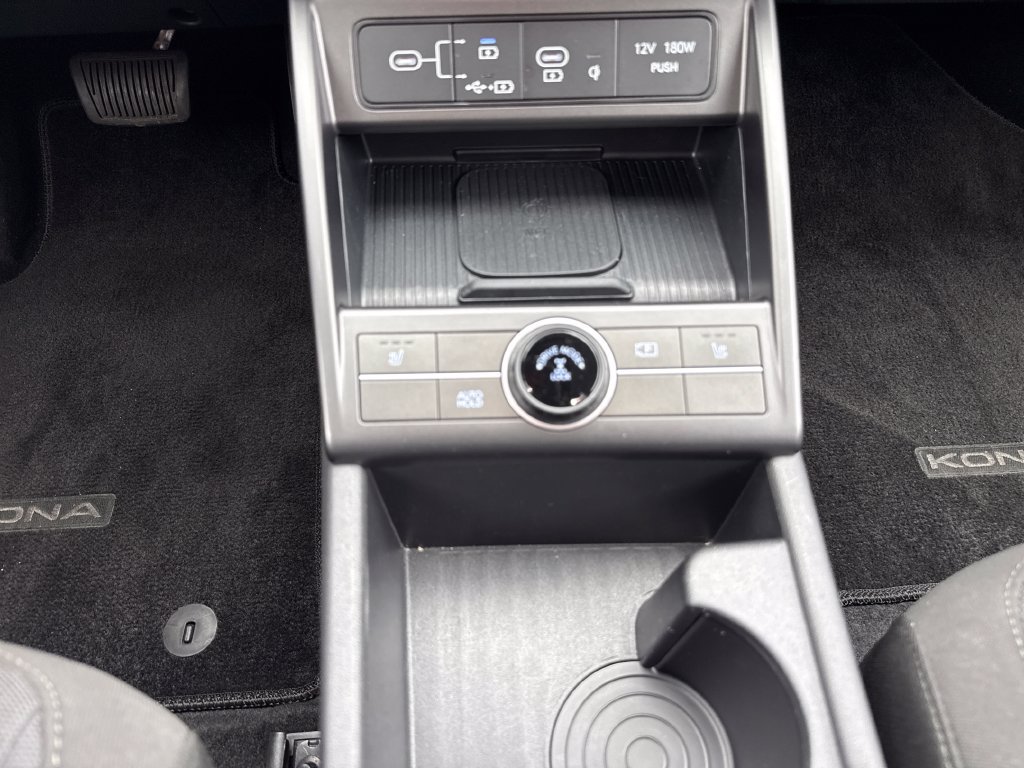 Used 2025 Hyundai Kona SEL AWD/4WD image 21