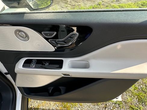 New 2026 Lincoln Aviator Reserve AWD/4WD image 24