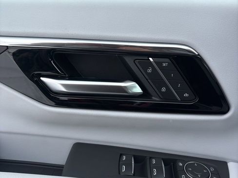 New 2026 Chevrolet Suburban Premier AWD/4WD image 11