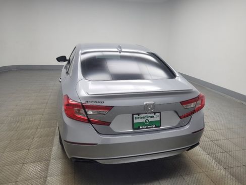 Used 2018 Honda Accord Sport image 6