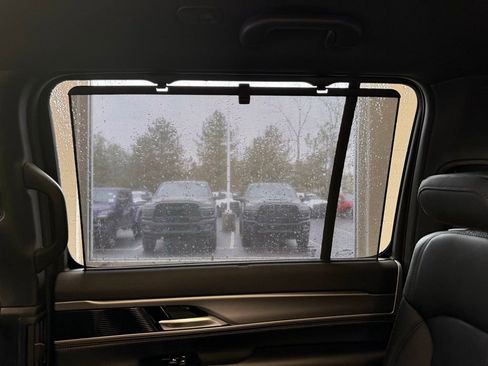 New 2026 Jeep Grand Wagoneer Limited AWD/4WD image 29