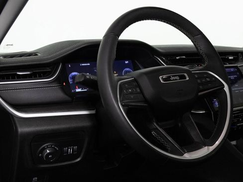 Used 2023 Jeep Grand Cherokee Limited w/ Trailer Tow Prep Group (B) image 33