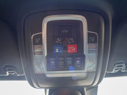 Used 2021 RAM 1500 Limited AWD/4WD image 36