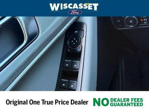 New 2026 Ford Explorer Active w/ Active Comfort Package image 24