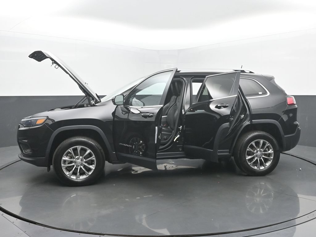 Used 2021 Jeep Cherokee Latitude Lux w/ Sun & Sound Group AWD/4WD image 60