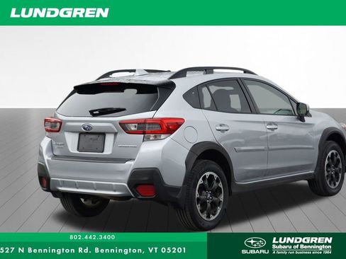 Used 2021 Subaru Crosstrek 2.0i Premium image 3
