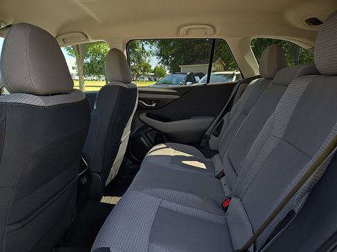 Certified 2025 Subaru Outback Premium AWD/4WD image 10