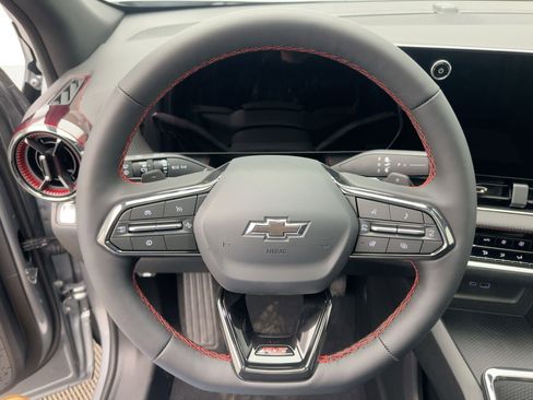 New 2026 Chevrolet Equinox RS w/ LPO, Floor Liner Package image 18