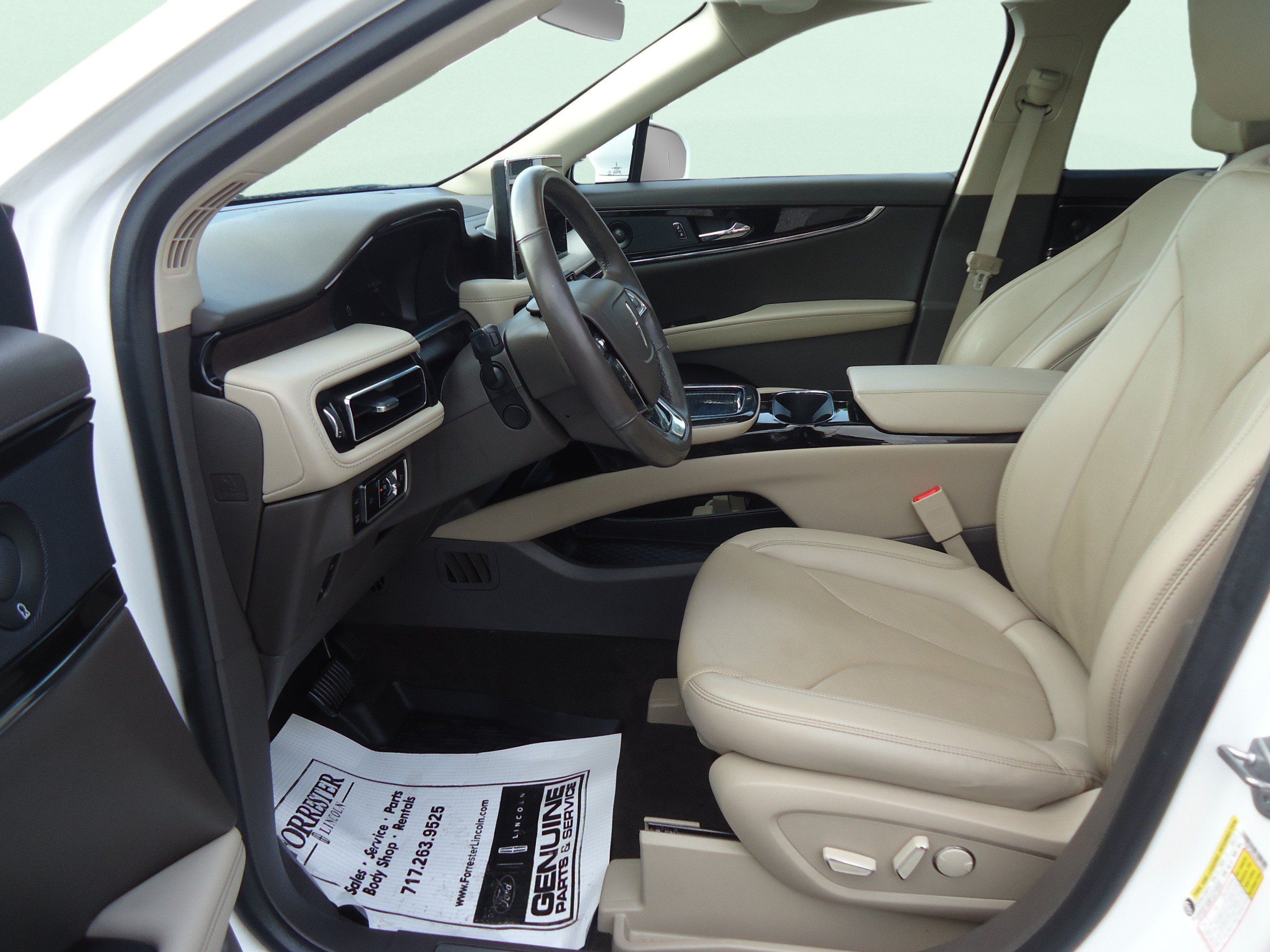 Used 2023 Lincoln Nautilus Reserve w/ Equipment Group 201A AWD/4WD image 23