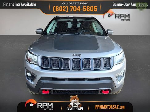 Used 2018 Jeep Compass Trailhawk AWD/4WD image 2