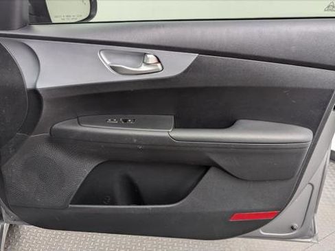 Used 2024 Kia Forte LXS w/ LXS Technology Package image 23