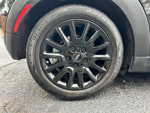 Used 2017 MINI Cooper 2-Door Hardtop image 13