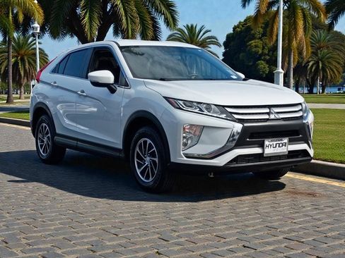 Used 2020 Mitsubishi Eclipse Cross ES image 2