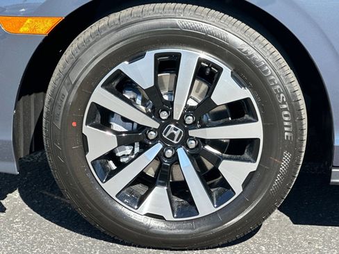 New 2026 Honda Odyssey EX-L image 34