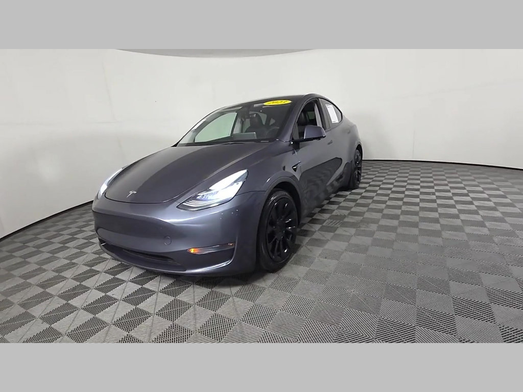 Used 2023 Tesla Model Y AWD image 51