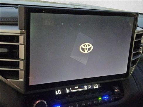New 2026 Toyota Sequoia Platinum AWD/4WD image 11