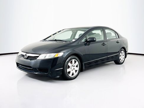 Used 2011 Honda Civic LX image 3