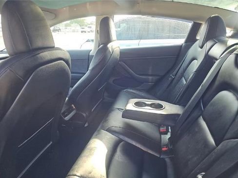 Used 2022 Tesla Model 3 Long Range AWD/4WD image 8