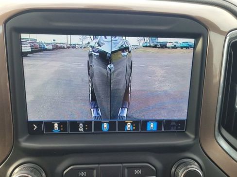 Used 2020 Chevrolet Silverado 1500 High Country w/ Technology Package AWD/4WD image 53