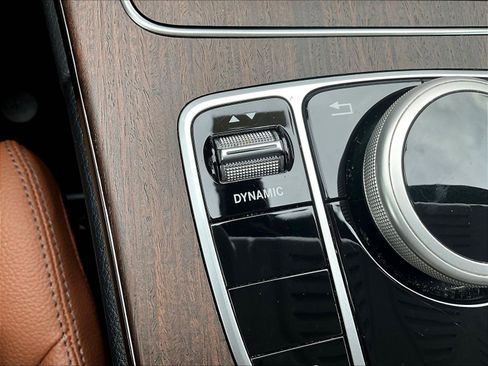 Used 2019 Mercedes-Benz C 300 4MATIC Sedan image 37