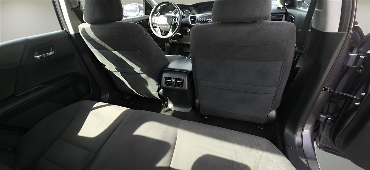 Used 2015 Honda Accord EX image 26