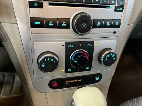 Used 2011 Chevrolet Malibu LT w/ Power Convenience Package FWD image 15