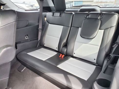 Used 2023 Ford Explorer XLT w/ Equipment Group 202A image 24