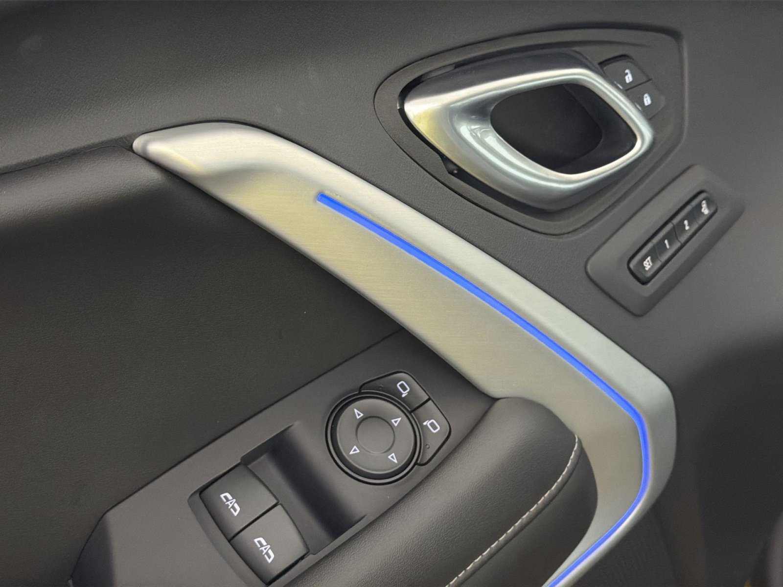 Used 2024 Chevrolet Camaro SS RWD image 15