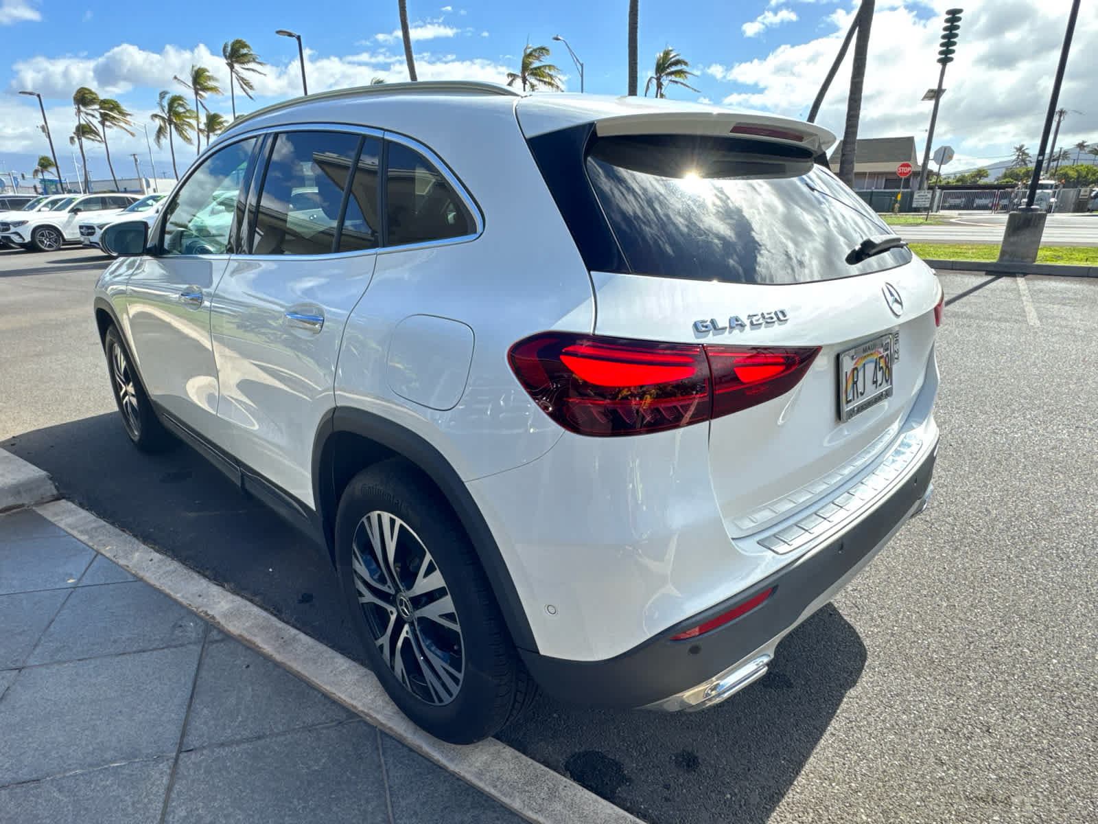 Used 2025 Mercedes-Benz GLA 250 4MATIC image 7