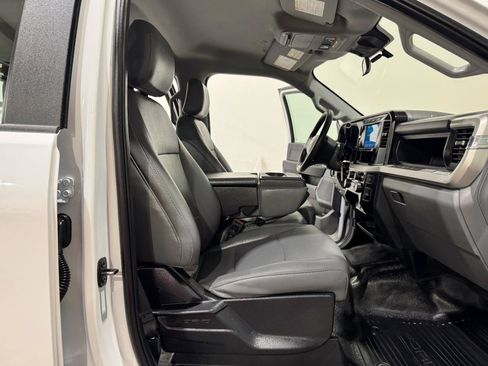 Used 2024 Ford F250 XL AWD/4WD image 14