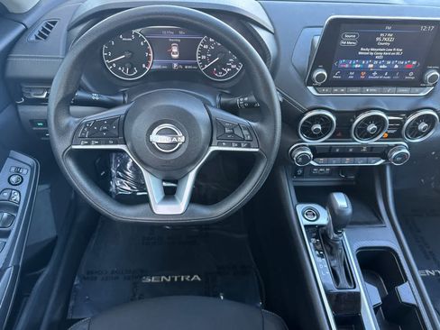 Used 2024 Nissan Sentra SV FWD image 14