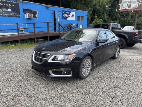 Used 2010 Saab 9-5 Aero w/ Rear Passenger Package AWD/4WD image 4