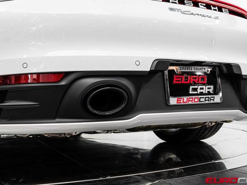 Used 2024 Porsche 911 Carrera S RWD image 20