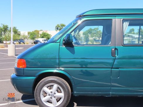 Used 2003 Volkswagen Eurovan MV image 33